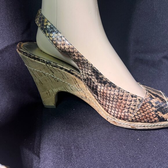 ANNE KLEIN 4"‎ Gold Scale Print Slingback Shoes  Size 10 M - Picture 2 of 10